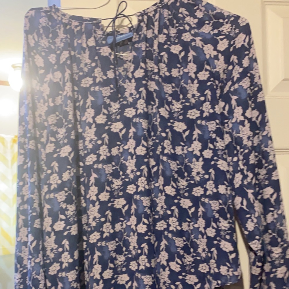 Floral top